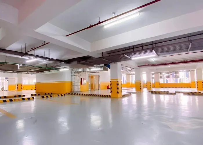 Grand Ocean Sunset Retreat 3br Facing Bay, Near Okada Moa & Naia