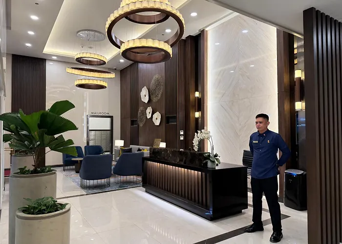 Grand Ocean Sunset Retreat 3br Facing Bay, Near Okada Moa & Naia